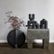 Grand Vase Guggenheim Noir par 101 Copenhagen 4