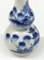 Kleine antike chinesische Porzellanvase in Blau & Weiß mit doppelten Kürbissen 2