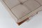 Divan Barcelona par Mies Van Der Rohe pour Knoll Inc. / Knoll International 12