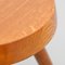 Mid-Century Modern Holz Dreibein Hocker im Stil von Charlotte Perriand von Le Corbusier 15