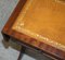 Mesa auxiliar vintage de cuero marrón y pan de oro con tablero extensible, Imagen 6