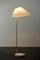 Lámpara de pie Opala danesa vintage de Hans J. Wegner para Louis Poulsen, años 70, Imagen 4