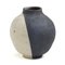 Japanische moderne minimalistische Raku Keramikvase in Weiß & Schwarz 4