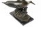 Bronzestatue von Delfinen auf den Wellen, spätes 20. Jh 12