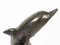 Bronzestatue von Delfinen auf den Wellen, spätes 20. Jh 6