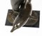 Bronzestatue von Delfinen auf den Wellen, spätes 20. Jh 7