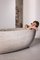 Extra große Badewanne aus Stein von Studio Loho 8