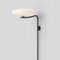 Lámpara de pared modelo 2065 con difusor blanco y herrajes negros de Gino Sarfatti, Imagen 3