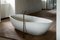Extra große Badewanne aus Ton von Studio Loho 6
