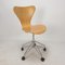 Sedia girevole da ufficio modello 3117 di Arne Jacobsen per Fritz Hansen, 1994, Immagine 2