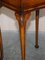 Joyero de madera nudosa de nogal y mesa auxiliar con estante de vidrio, Imagen 9