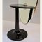 Ovaler Tisch mit schwarzer Glasplatte verwandelt sich in Ganzkörperspiegel 10