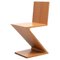 Chaise Zig Saw par Gerrit Thomas Rietveld pour Cassina 2