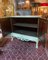 Mueble auxiliar estilo Chippendale de caoba pintada a mano, Imagen 4