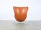 Cognacfarbener Egg Chair aus Leder von Arne Jacobsen für Fritz Hansen, 1980er 10
