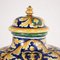 Vasi in stile neorinascimentale in maiolica policroma con coperchi, set di 4, Immagine 3