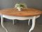 Tavolo ovale in legno con gambe color crema, Immagine 1