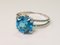 Ring aus Weißgold mit Blauem Topas & Diamanten 1