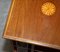 Mesa auxiliar giratoria Sheraton Revival de caoba y madera satinada, Imagen 13