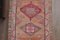 Alfombra de pasillo Oushak turca vintage de lana rosa, Imagen 8