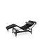 Chaise longue LC4 in pelle nera di Le Corbusier per Cassina, anni '90, Immagine 1