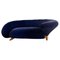 Postmodernes blaues Samt Sofa in geschwungener asymmetrischer Form 1