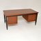 Vintage Schreibtisch aus Holz & Messing, 1960er 11