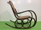 Sedia a dondolo vintage con intreccio viennese di Thonet, Immagine 4