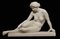 Escultura de doncella reclinada de mármol de Carrara, Imagen 1
