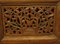 Antike dekorative indische Wandtafel oder Kopfteil aus Holz 9