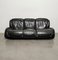 Geschwungenes Sofa aus schwarzem Leder im Stil von Afra und Tobia Scarpa, Italien, 1970er 4
