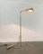 Lámpara de pie Mid-Century de latón con contrapeso, años 60, Imagen 32