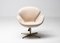 Chaise Pivotante Cygne Vintage par Arne Jacobsen 13