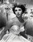 Silver Screen Collection/Getty Images, Taylor in abito da ballo, 1951, carta fotografica, Immagine 1
