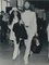 Fotografía en blanco y negro de John Lennon y Yoko Ono, años 70, Imagen 1