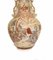 Japanische Bemalte Porzellan Satsuma Vasen Urnen, 2er Set 9