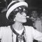 Coco Chanel après un défilé de mode à Paris 3