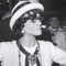 Coco Chanel après un défilé de mode à Paris 2