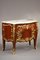 Commode à Décor de Marqueterie et Bronze Doré 3