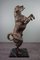 Bronzestatue eines Hundes auf Marmorsockel 5