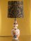 Handbemalte Vintage Lampe mit Lampenschirm aus 24 Karat Gold und Brocatello-Damast 1