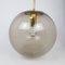 Lámpara colgante grande de latón con bola de vidrio ahumado de Limburg, años 70, Imagen 7