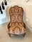 Antiker viktorianischer Stuhl aus geschnitztem Nussholz 1