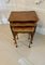 Tables Gigognes Antiques en Noyer, Set de 3 1