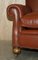 Sofá Club eduardiano de cuero marrón con cojines de asiento con relleno de plumas, años 10, Imagen 6
