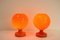 Lámpara de mesa de vidrio naranja de Valasske Mezirici, años 70, Imagen 9
