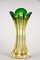 Italienische Mid-Century Vase aus grün-gelbem Muranoglas, 1960 9