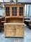 Antiker Schrank aus Holz 1