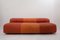 Modernes italienisches Mid-Century Sofa in Orange mit Fußhocker von Arflex, 1970er, 2er Set 8