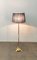 Lámpara de pie italiana de seda y vidrio de aluminio dorado, años 80, Imagen 3